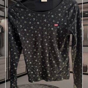 Levi's Rib-Knit Honey Long-Sleeve Logo Tee Small